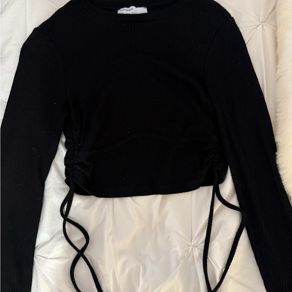 Bershka Black Long Sleeve Crop Top
